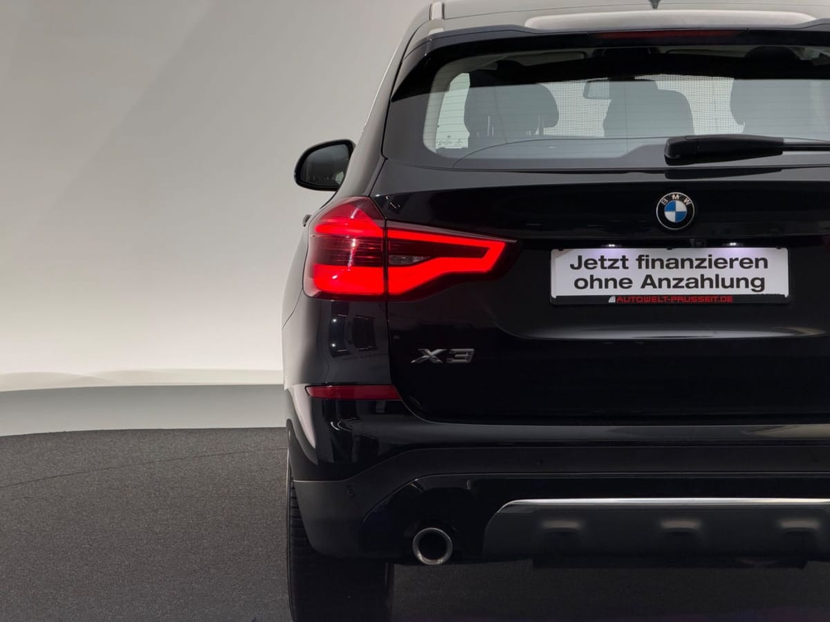 BMW X3 30d xD. LUXURY LINE LED-PANO-AHK-HUD-ACC-HiFi foto 12