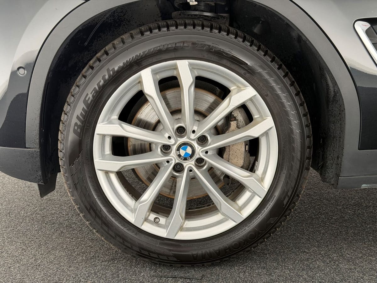 BMW X3 30d xD. LUXURY LINE LED-PANO-AHK-HUD-ACC-HiFi foto 17
