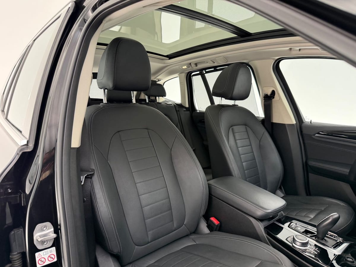 BMW X3 30d xD. LUXURY LINE LED-PANO-AHK-HUD-ACC-HiFi foto 24