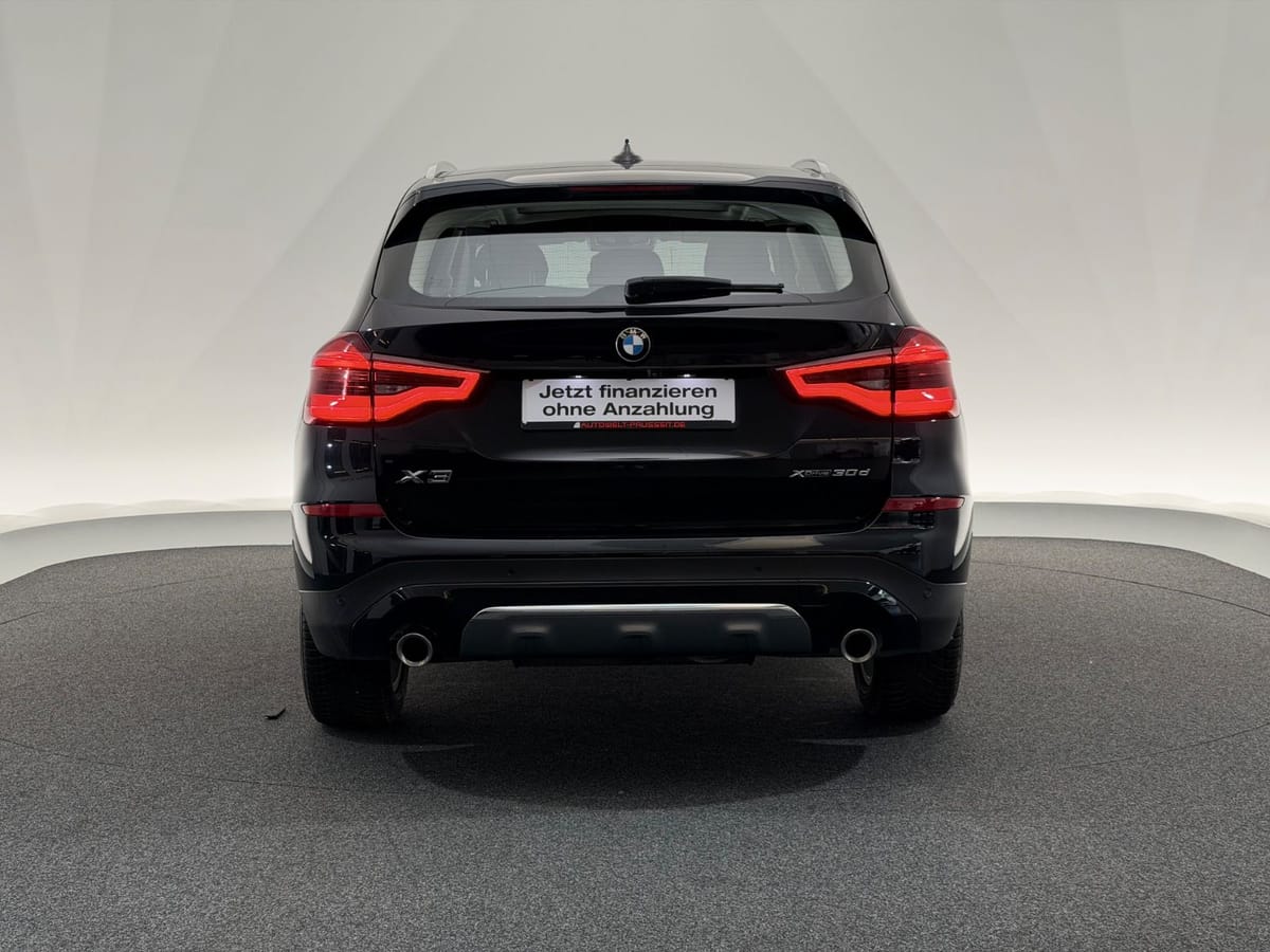 BMW X3 30d xD. LUXURY LINE LED-PANO-AHK-HUD-ACC-HiFi foto 6