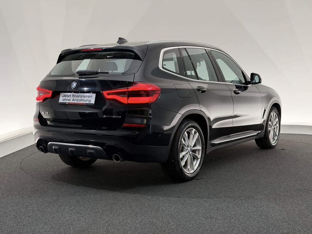 BMW X3 30d xD. LUXURY LINE LED-PANO-AHK-HUD-ACC-HiFi foto 7