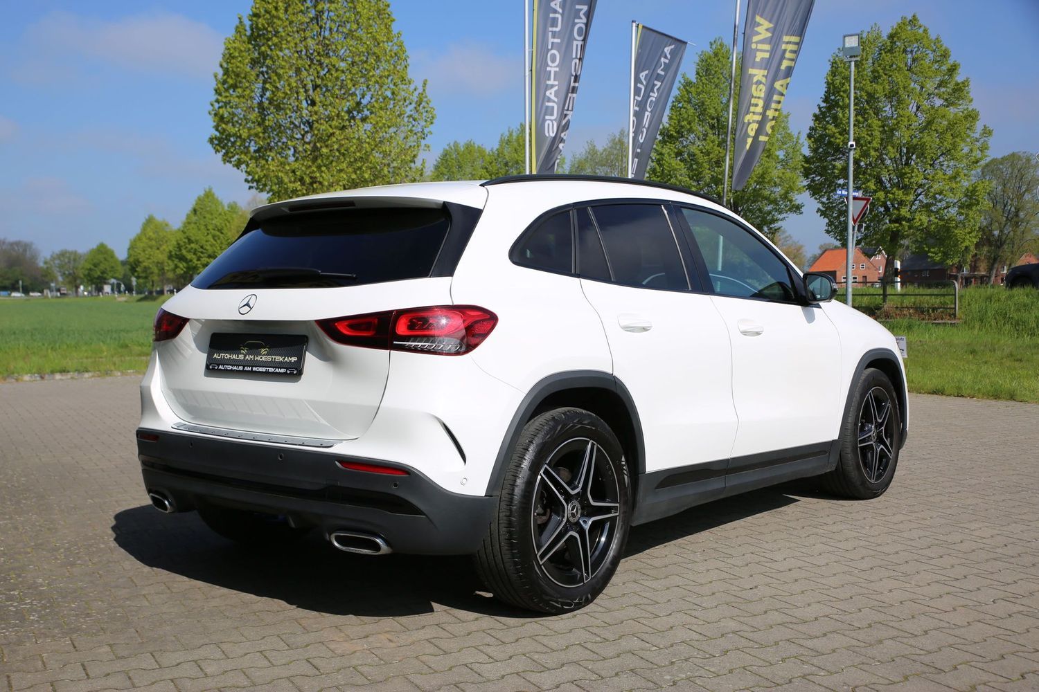 Mercedes-Benz GLA 200 AMG 360° AHK MEMORY DISTRONIC MULTIBEAM foto 5