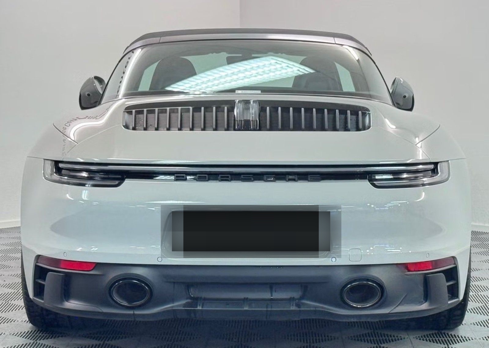 Porsche 911 Targa 4 GTS foto 4