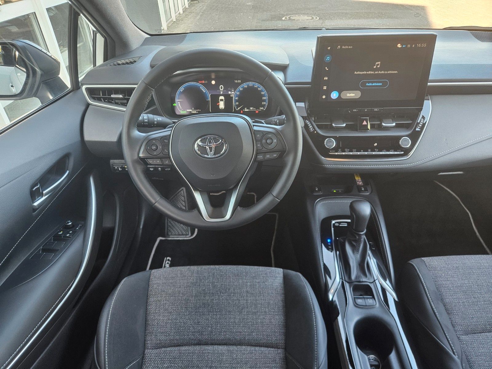 Toyota Corolla Touring Sports Hybrid Teamplayer foto 22
