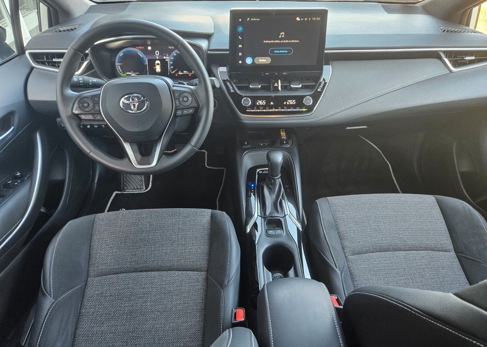 Toyota Corolla Touring Sports Hybrid Teamplayer foto 24