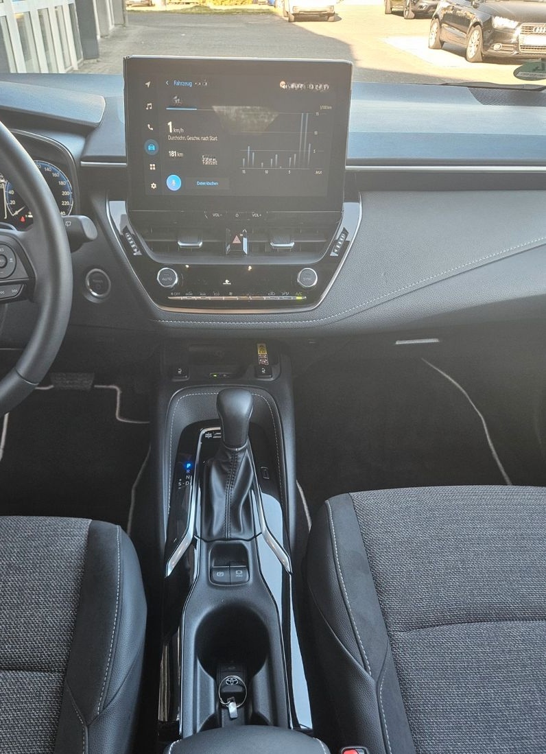 Toyota Corolla Touring Sports Hybrid Teamplayer foto 25