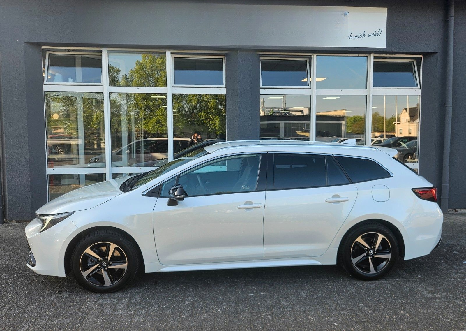 Toyota Corolla Touring Sports Hybrid Teamplayer foto 8