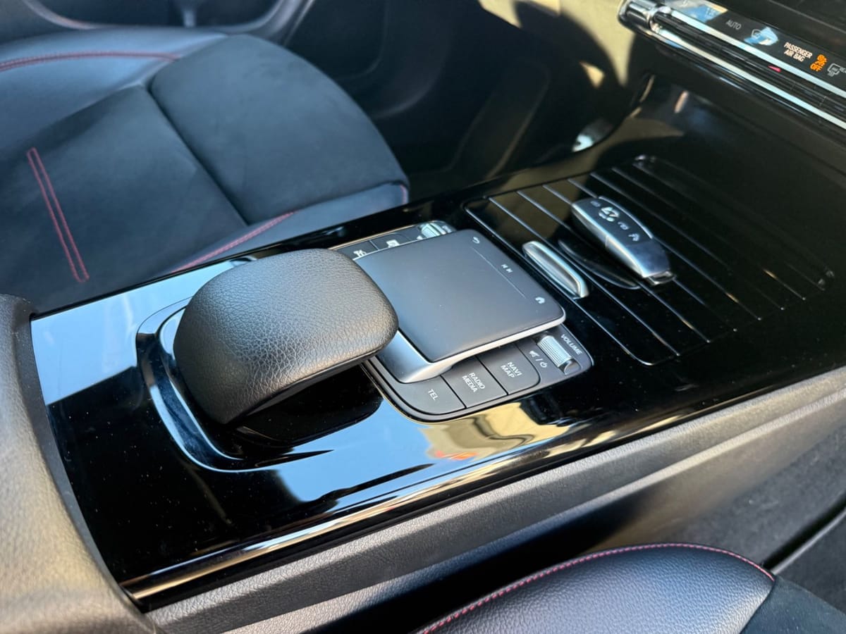 Mercedes-Benz CLA 250e AMG Line CARPLAY NAVI KLIMA PDC MB100 foto 16