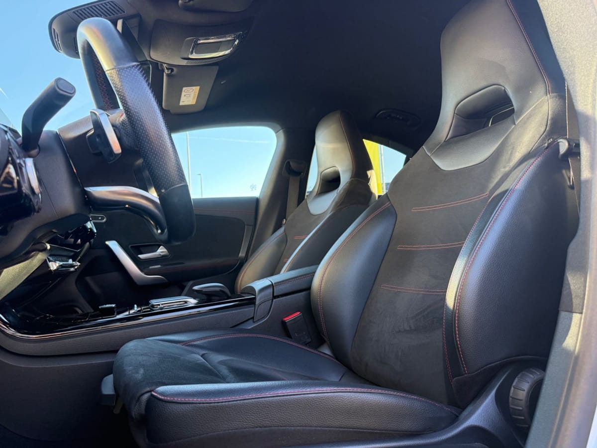 Mercedes-Benz CLA 250e AMG Line CARPLAY NAVI KLIMA PDC MB100 foto 9