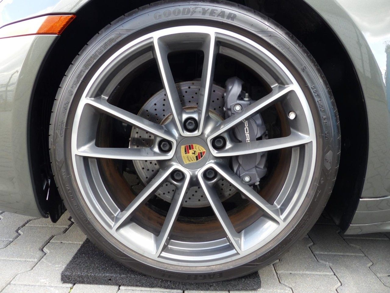 Porsche 911.CARRERA.CABRIO.APPROVED04.2027.PDC.NAVI.LED. foto 6