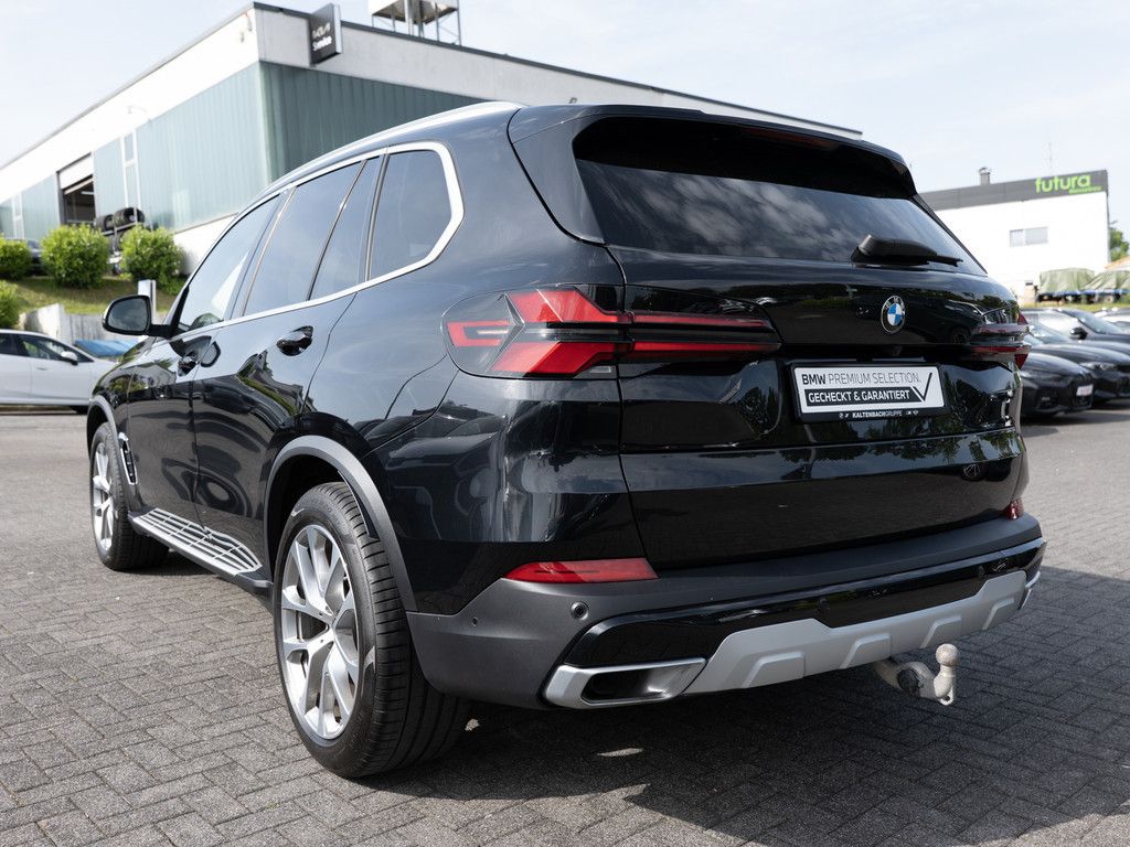 BMW X5 xDrive 30d FACEL. AHK NAVI KAMERA SHZ PDC foto 7