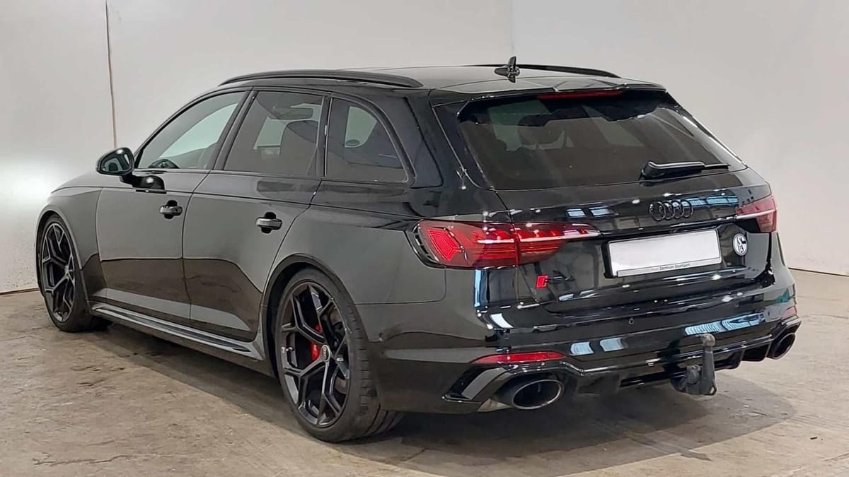 Audi RS4 AVANT COMPETITION PLUS BLACK/RS-AGA+/290KM/H foto 11