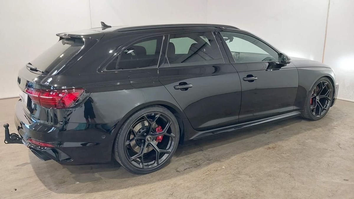 Audi RS4 AVANT COMPETITION PLUS BLACK/RS-AGA+/290KM/H foto 12