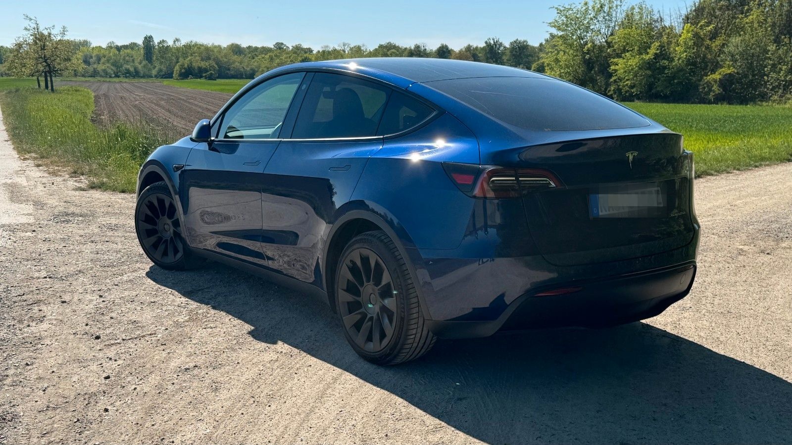 Tesla Model Y Long Range AWD Blau (Garantie+Boost) foto 4