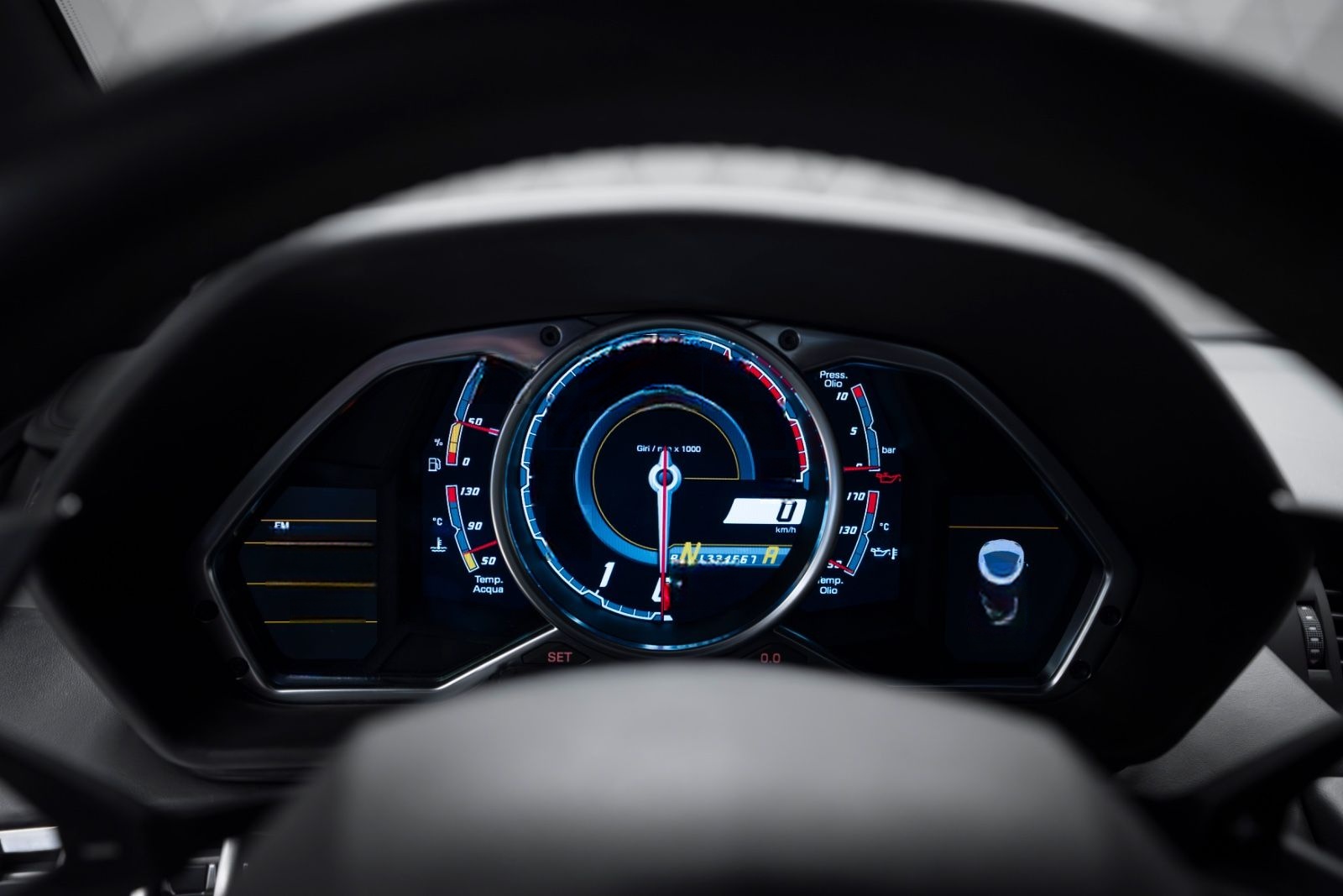 Lamborghini Aventador LP 700-4 MATTBLACK foto 24
