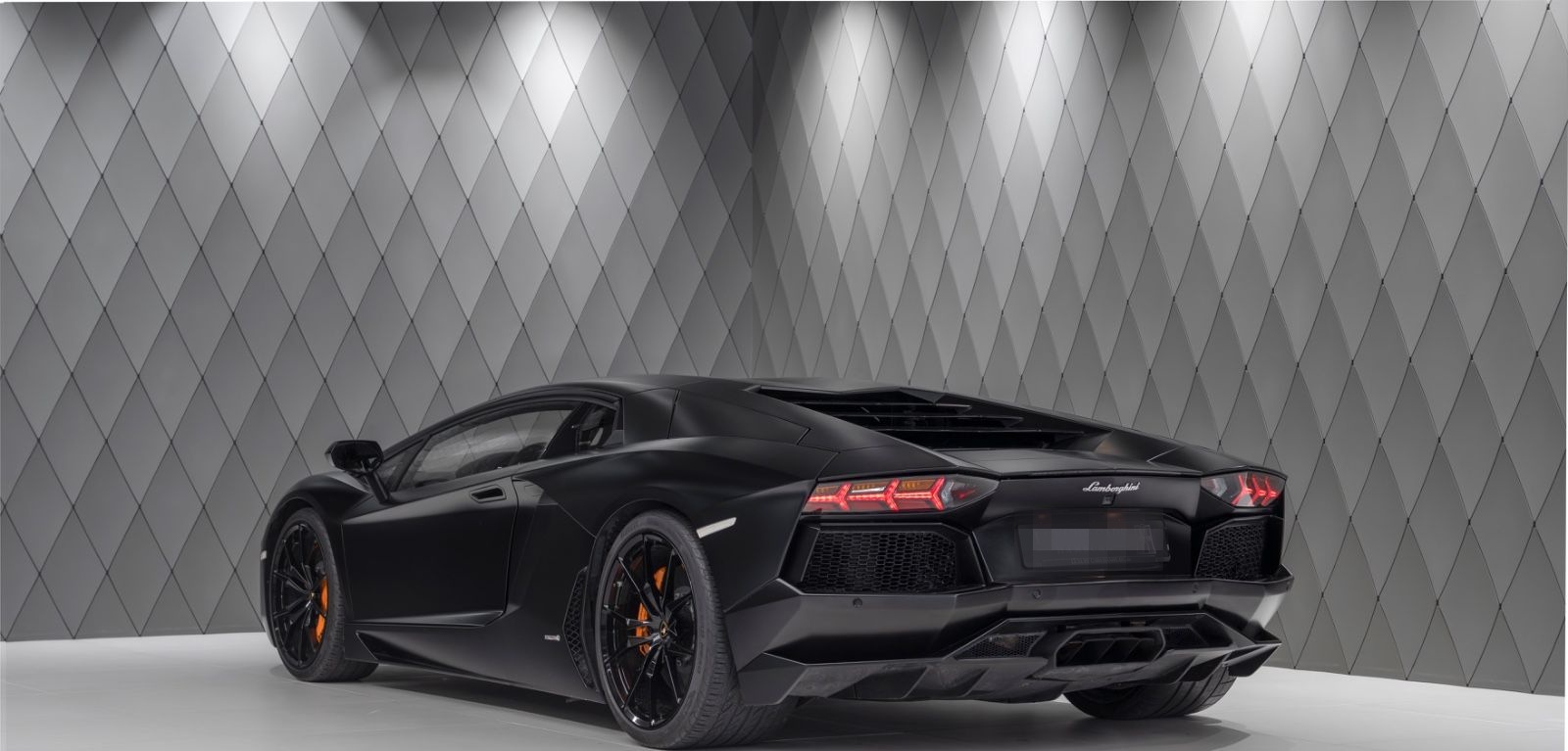 Lamborghini Aventador LP 700-4 MATTBLACK foto 5
