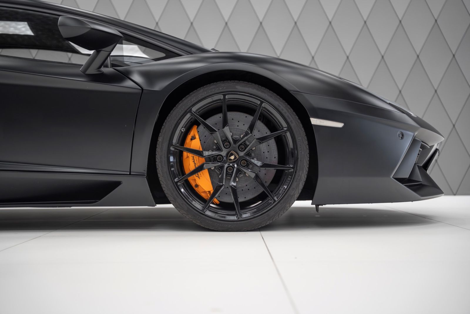 Lamborghini Aventador LP 700-4 MATTBLACK foto 7