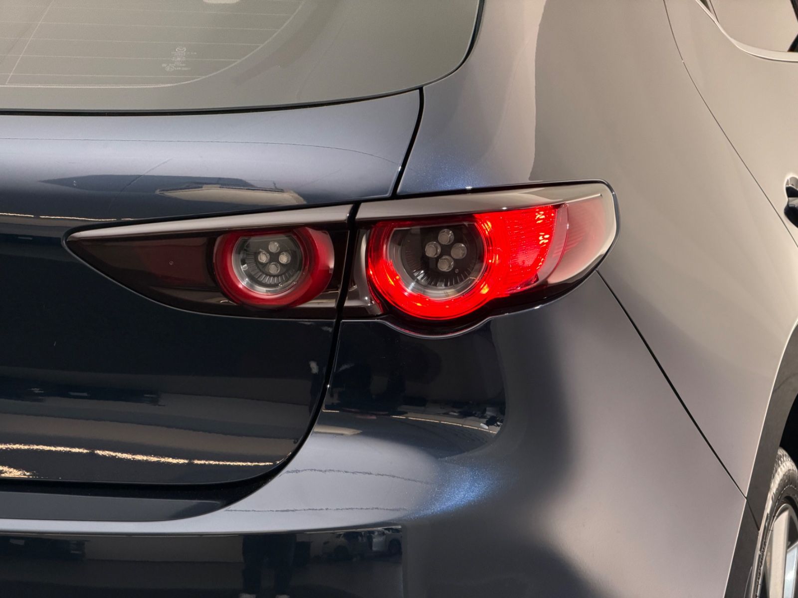 Mazda 3 2.0 SKYACTIV-G*SELECTION*LED-360°-BOSE-HUD-ACC foto 12