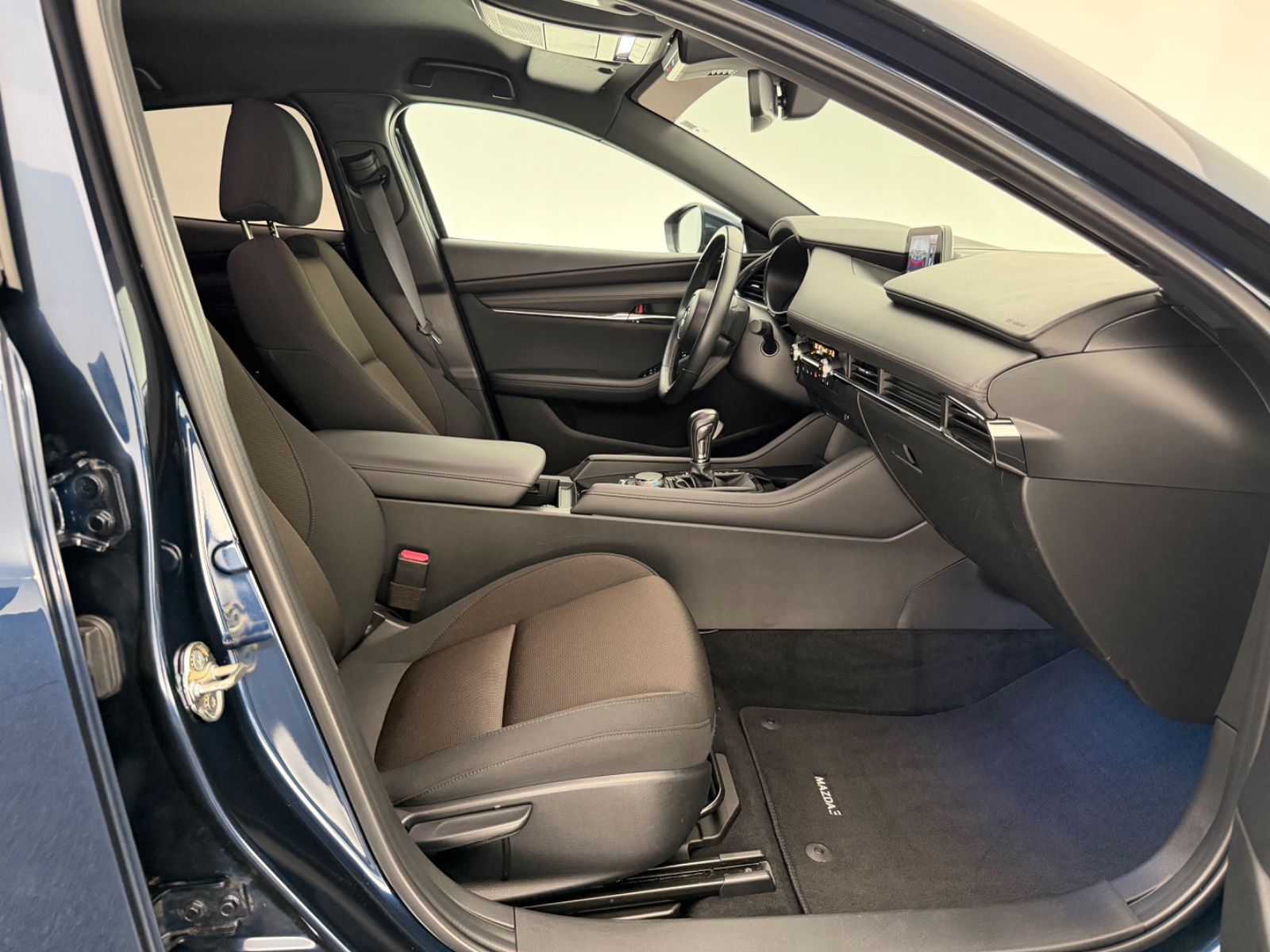 Mazda 3 2.0 SKYACTIV-G*SELECTION*LED-360°-BOSE-HUD-ACC foto 20