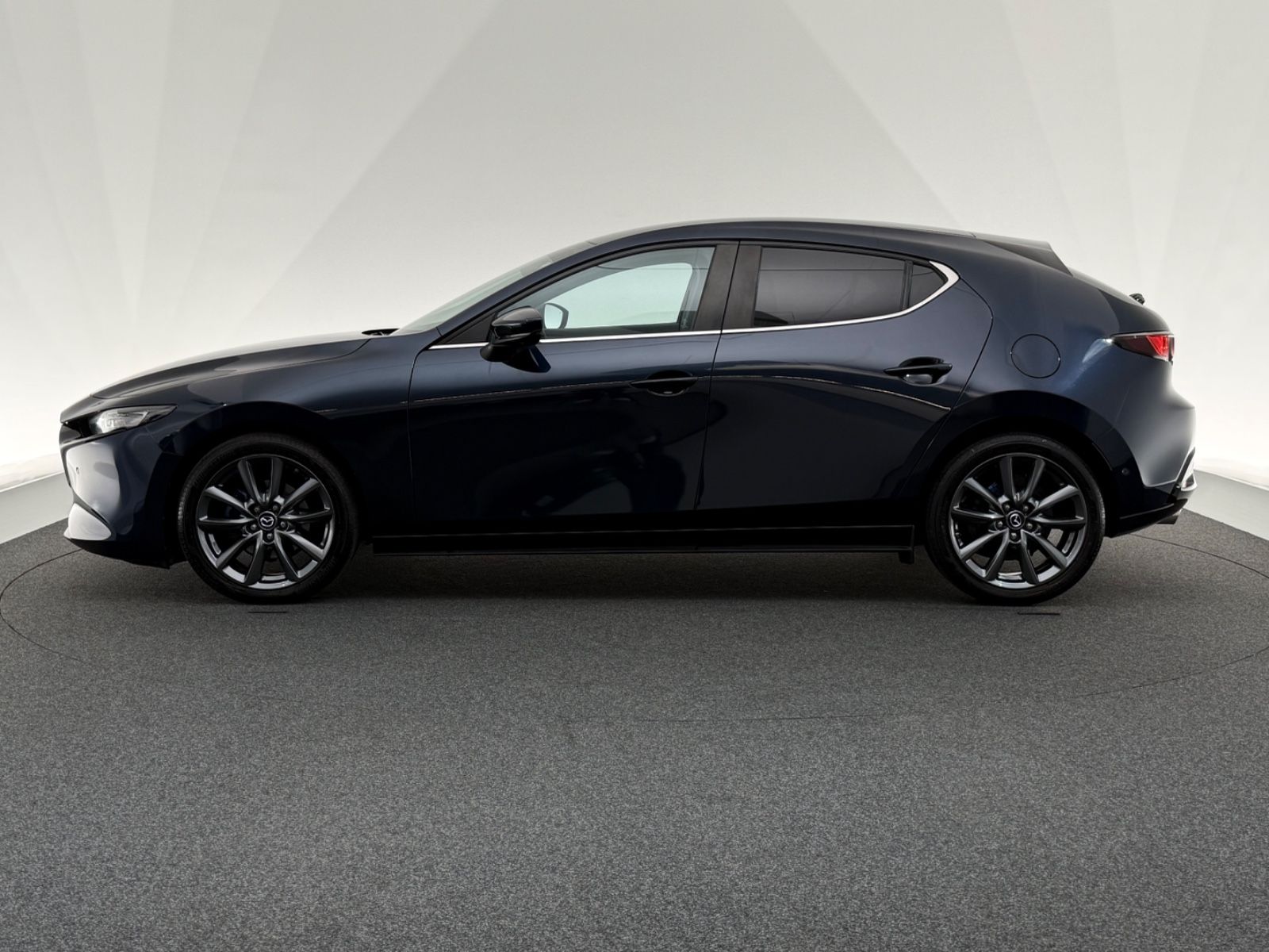 Mazda 3 2.0 SKYACTIV-G*SELECTION*LED-360°-BOSE-HUD-ACC foto 4