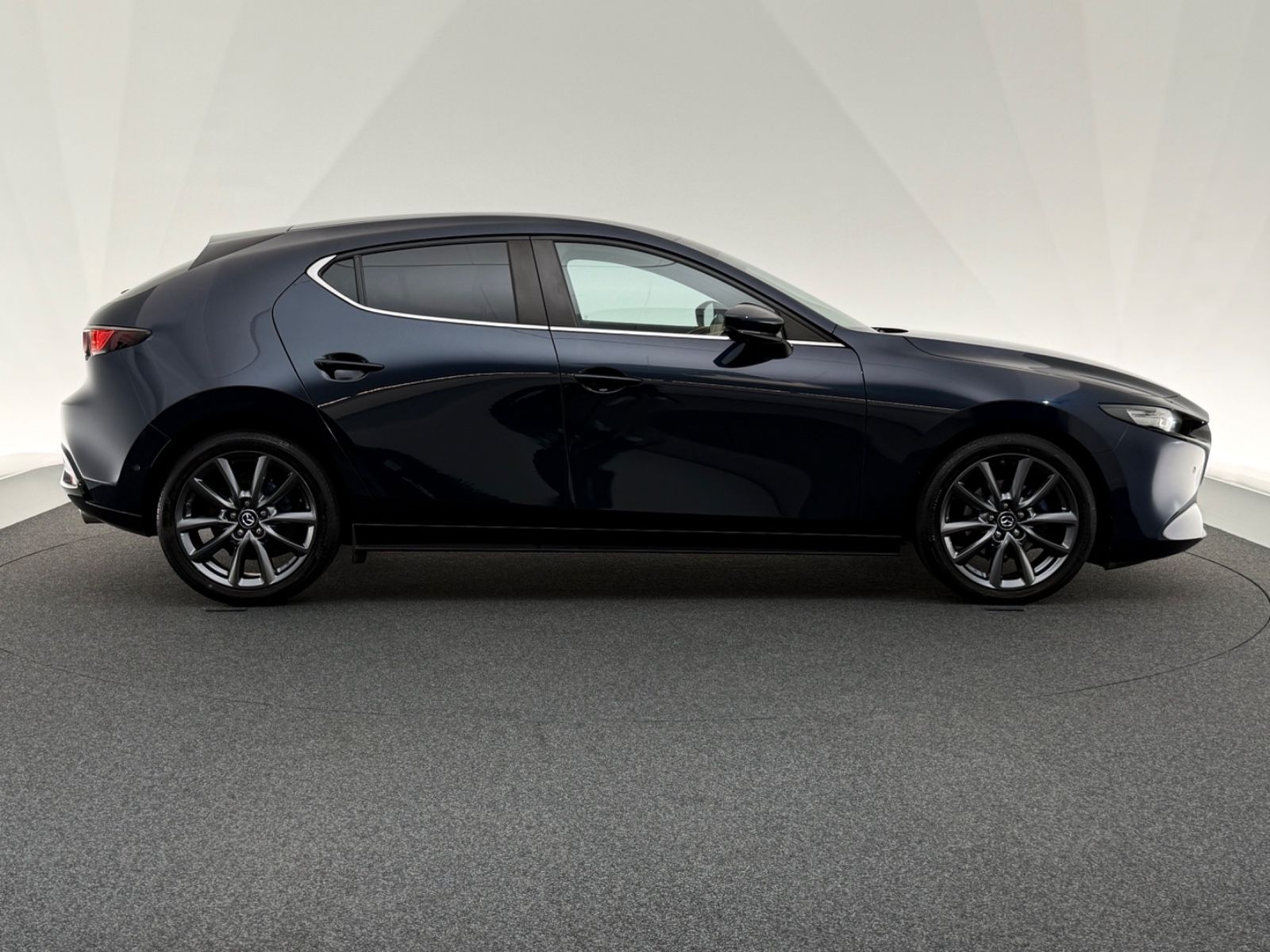 Mazda 3 2.0 SKYACTIV-G*SELECTION*LED-360°-BOSE-HUD-ACC foto 9