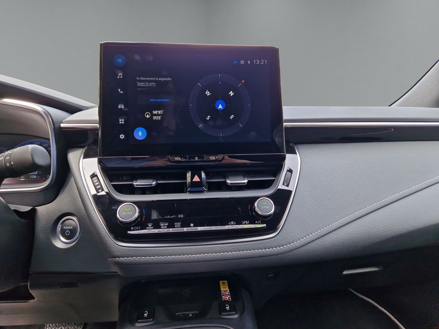 Toyota Corolla Touring Sports Hybrid Team D Navi LED AC foto 15