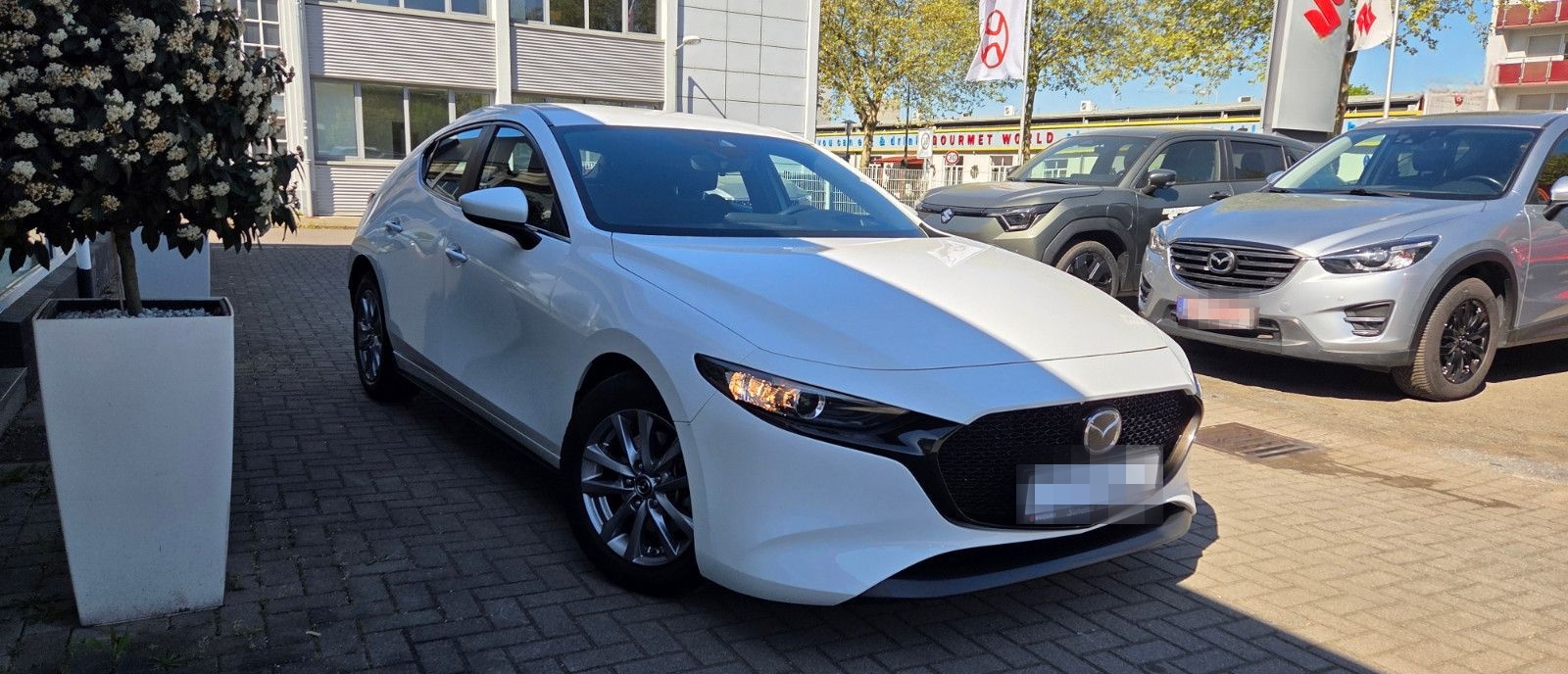 Mazda 3 2.0 SKYACTIV-G M-Hybrid Selection foto 2