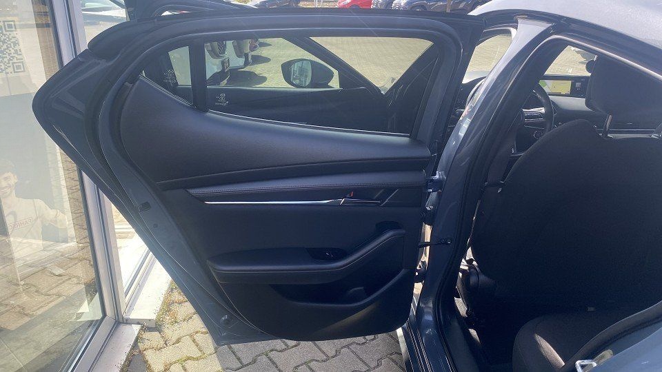 Mazda 3 SKYACTIV-G 2.0 M Hybrid AL-SELECTION foto 12