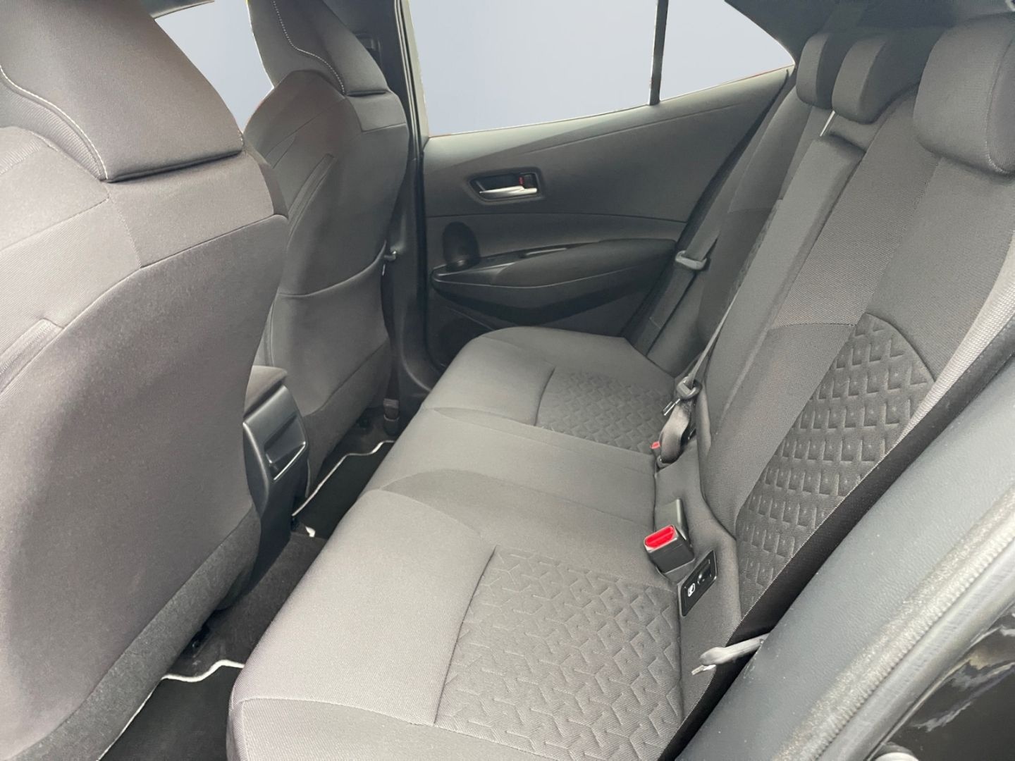 Toyota Corolla 1.8 Hybrid Team D *LED*ACC*CAM*SHZ*PDC* foto 17