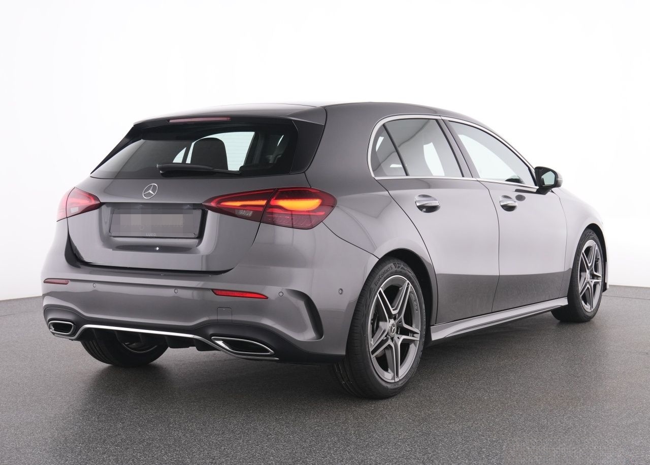 Mercedes-Benz A 200 d AMG+NavPrm+Pano+LED-HP+KeyG+Ambiente+RFK foto 2