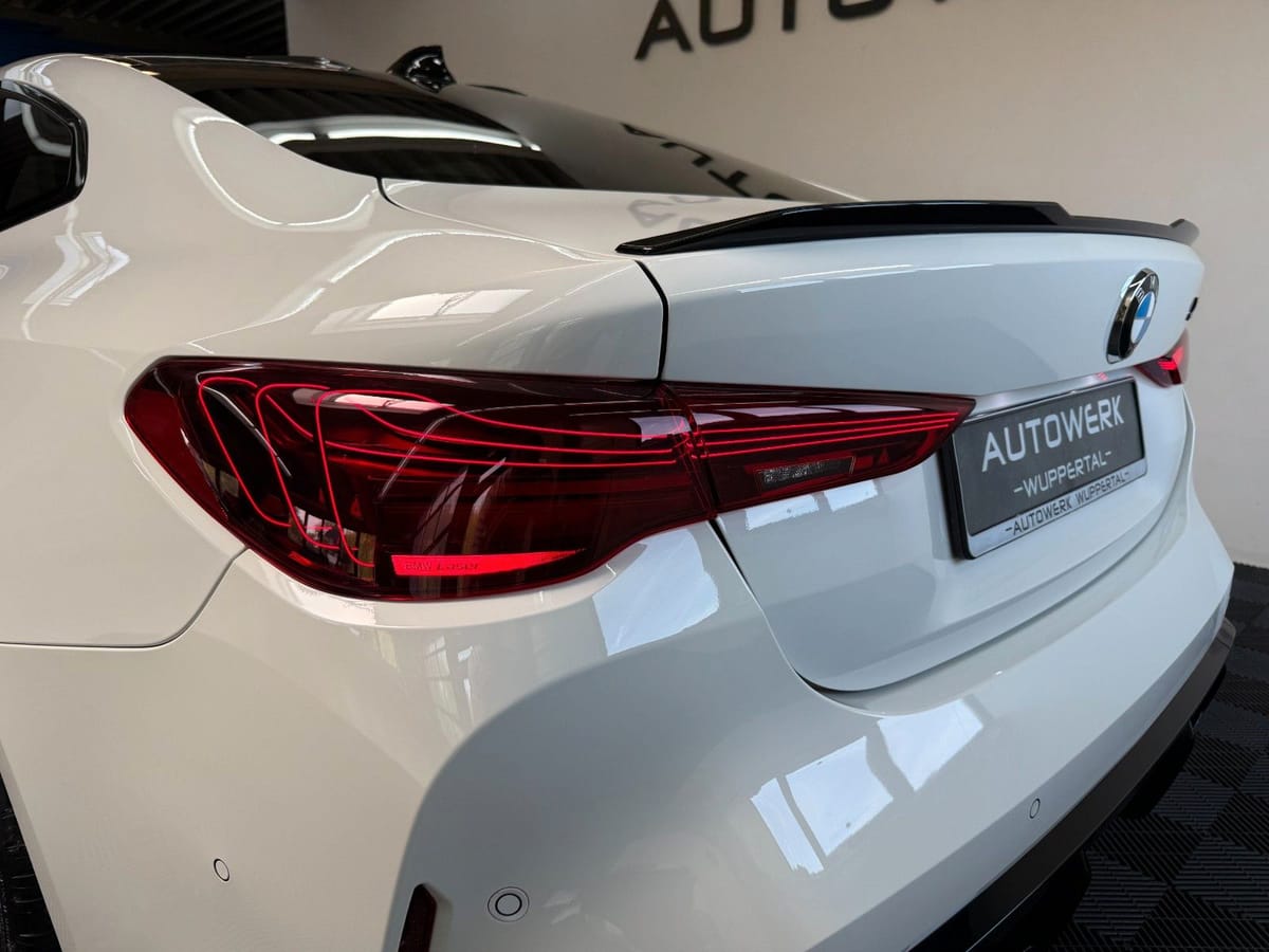 BMW M4 Coupe Competition HUD KAMERA H&R foto 11