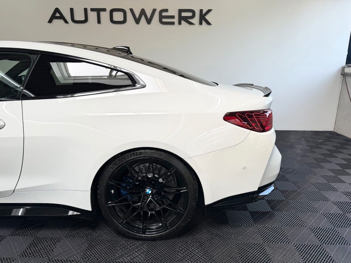 BMW M4 Coupe Competition HUD KAMERA H&R foto 13