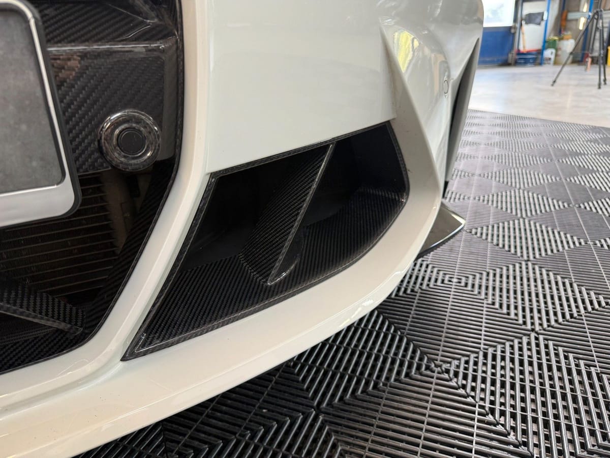 BMW M4 Coupe Competition HUD KAMERA H&R foto 9