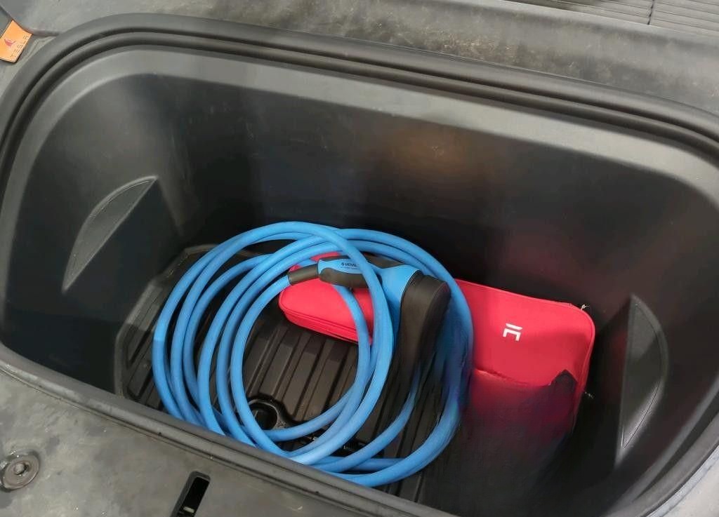 Tesla Model Y Long Range Dual AWD 360 Kam Autopilot 3 foto 13