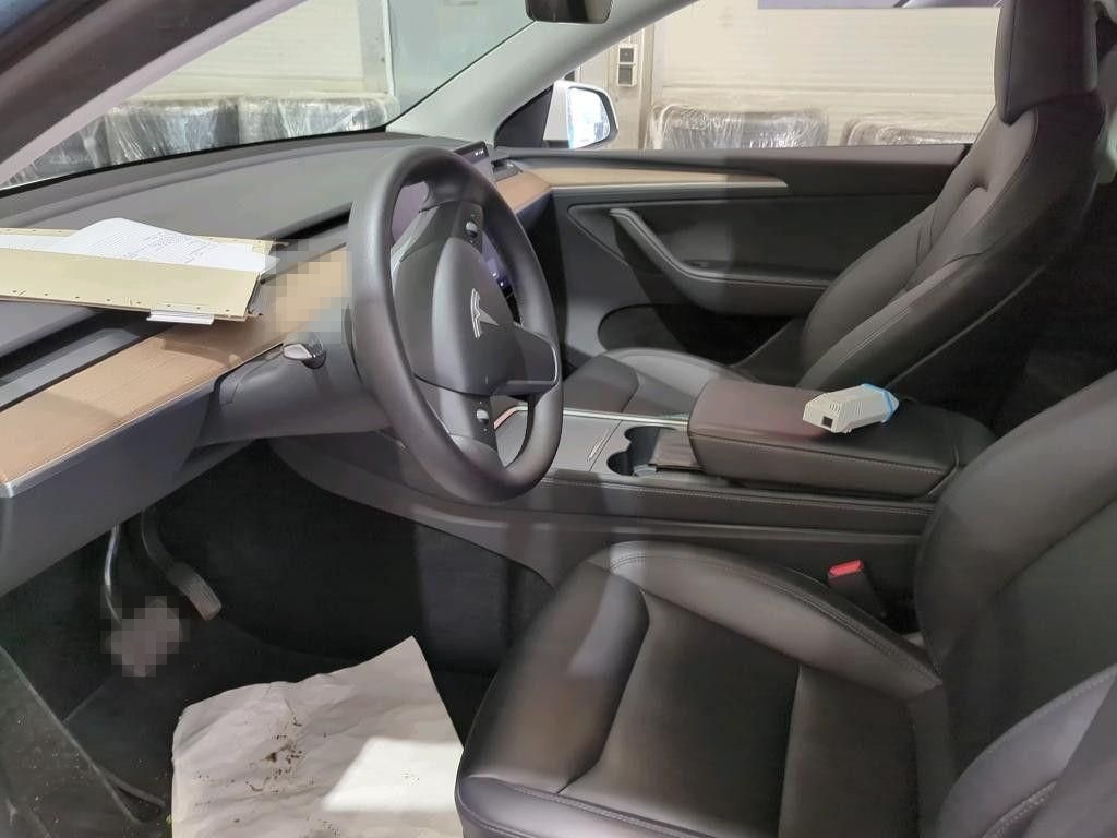 Tesla Model Y Long Range Dual AWD 360 Kam Autopilot 3 foto 3