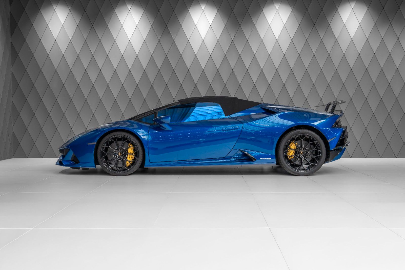 Lamborghini Huracán EVO Spyder BLU SIDERIS LIFT SENSONUM foto 4