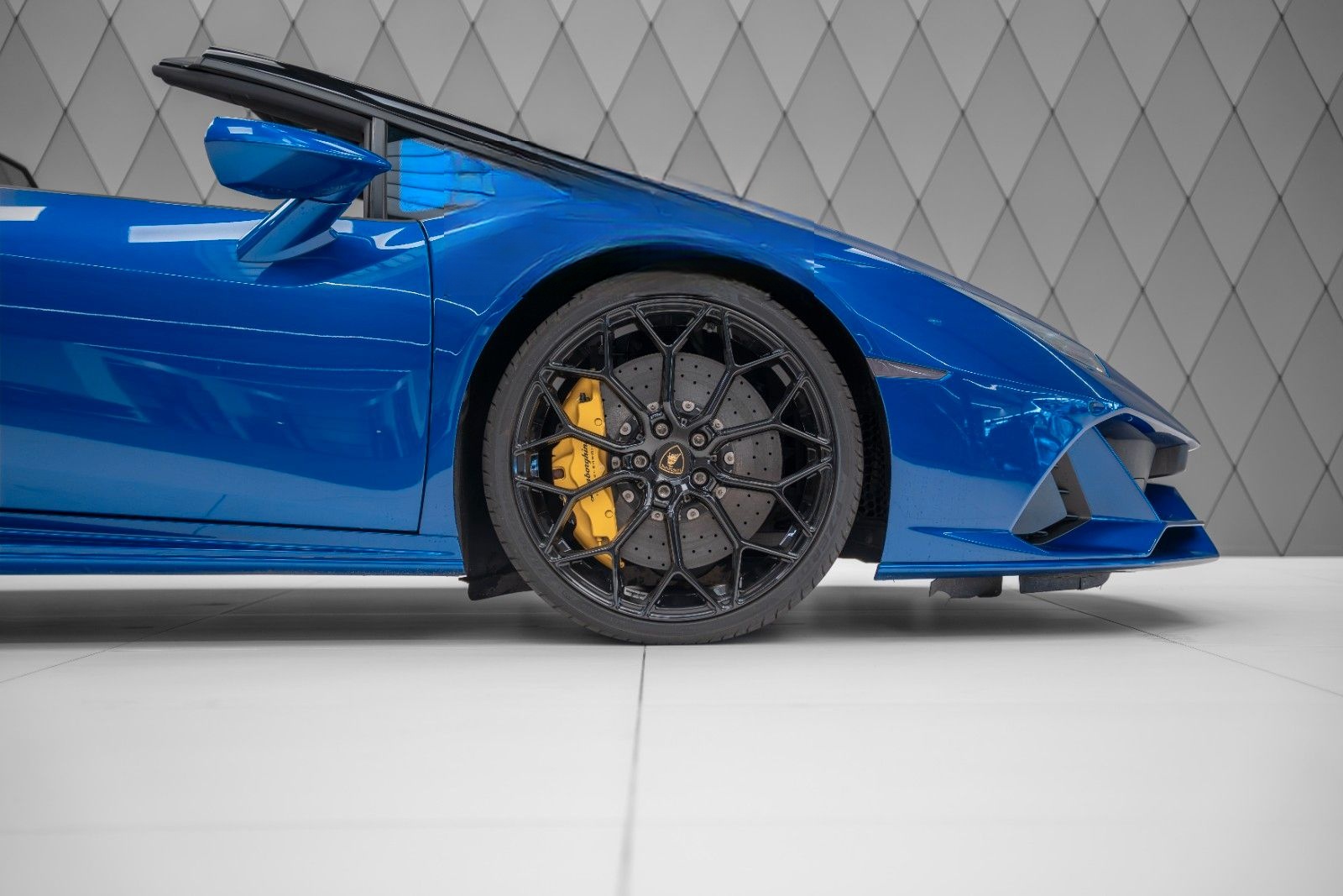 Lamborghini Huracán EVO Spyder BLU SIDERIS LIFT SENSONUM foto 7
