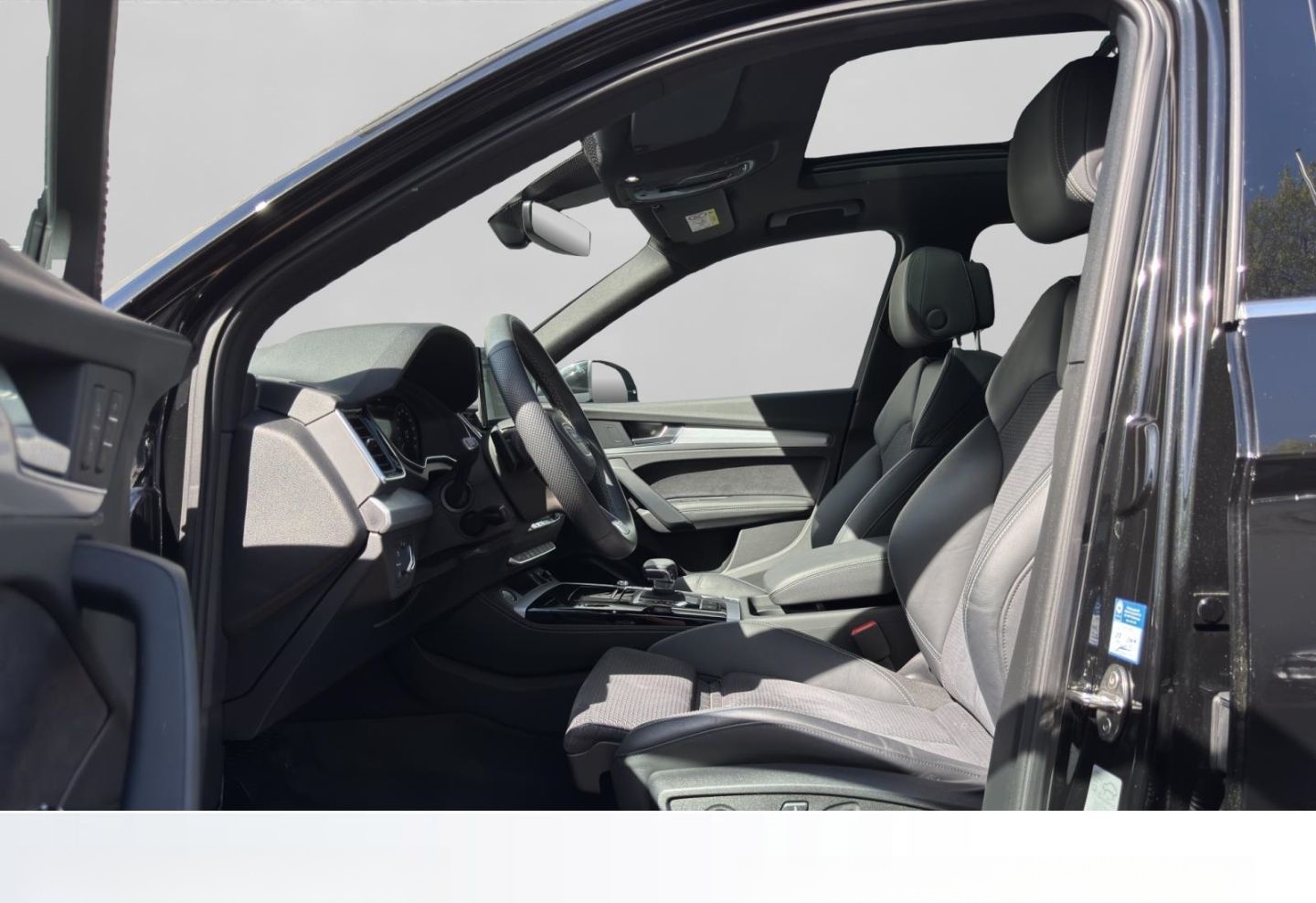 Audi Q5 SB S line 55 TFSI e MATRIX+BUSINESS+NAVI+RFK+ foto 8