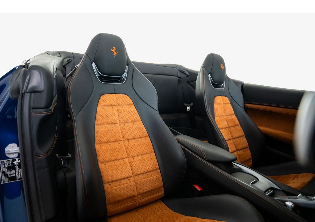 Ferrari Portofino M >BLU TDF * Cuoio/Nero Int.< foto 9
