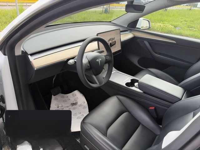 Tesla Model Y Long Range AWD foto 11