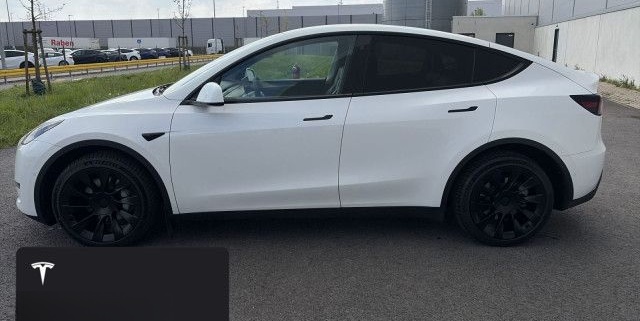Tesla Model Y Long Range AWD foto 4