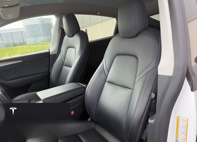 Tesla Model Y Long Range AWD foto 10