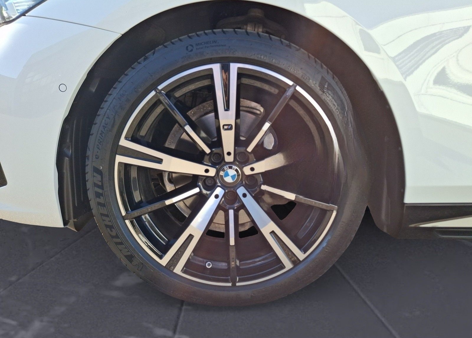 BMW 520d xDrive M Sportpaket AHK foto 12