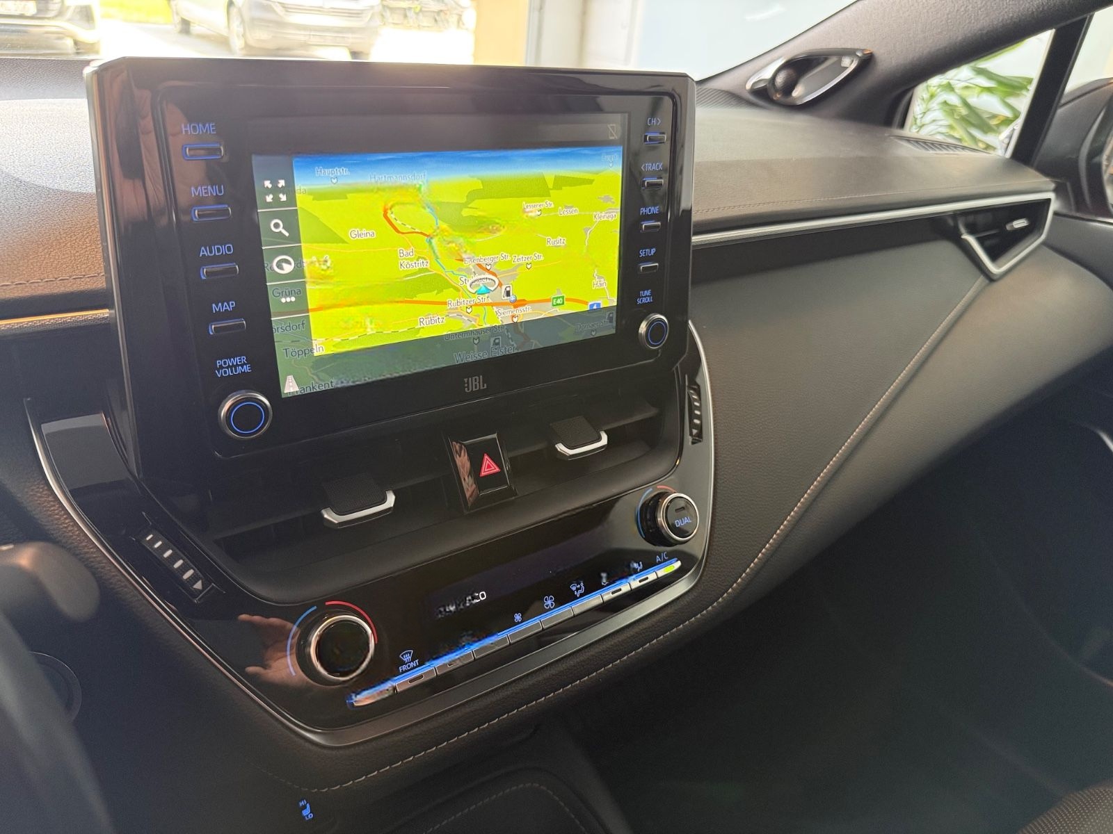 Toyota Corolla Hybrid Lounge 2,0*Sport*LED*Kamera*Navi* foto 14
