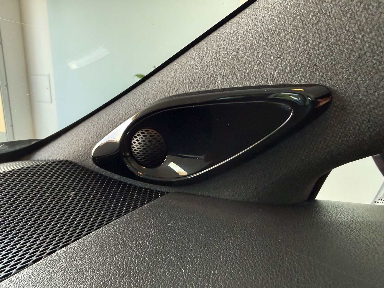 Toyota Corolla Hybrid Lounge 2,0*Sport*LED*Kamera*Navi* foto 24