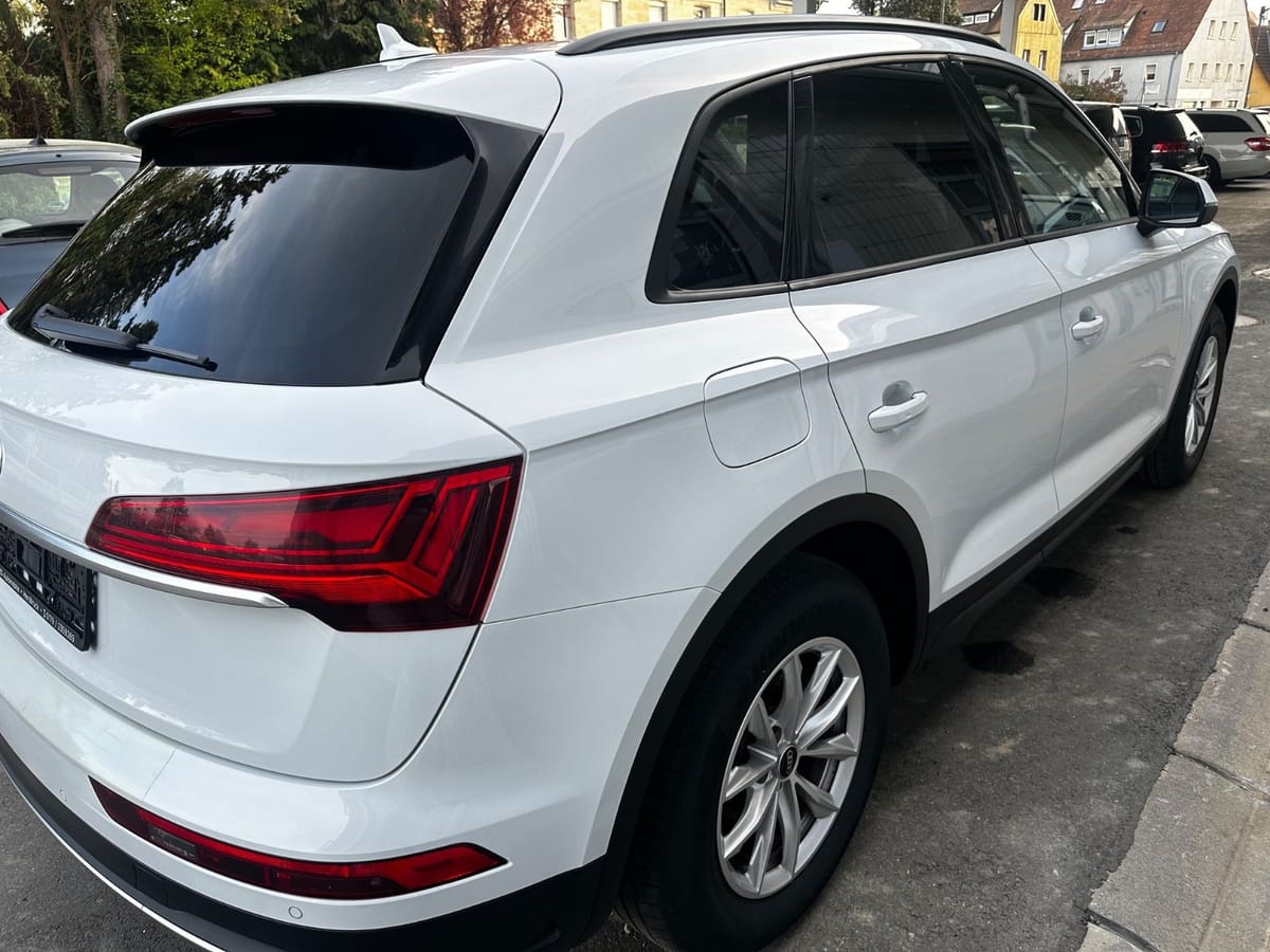 Audi Q5 40 TDI quattro basis foto 4