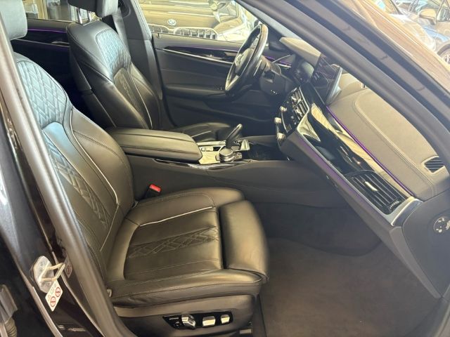 BMW 530 dA xDrive Lim. M Sport 20'' Leder AHK SD H K foto 7