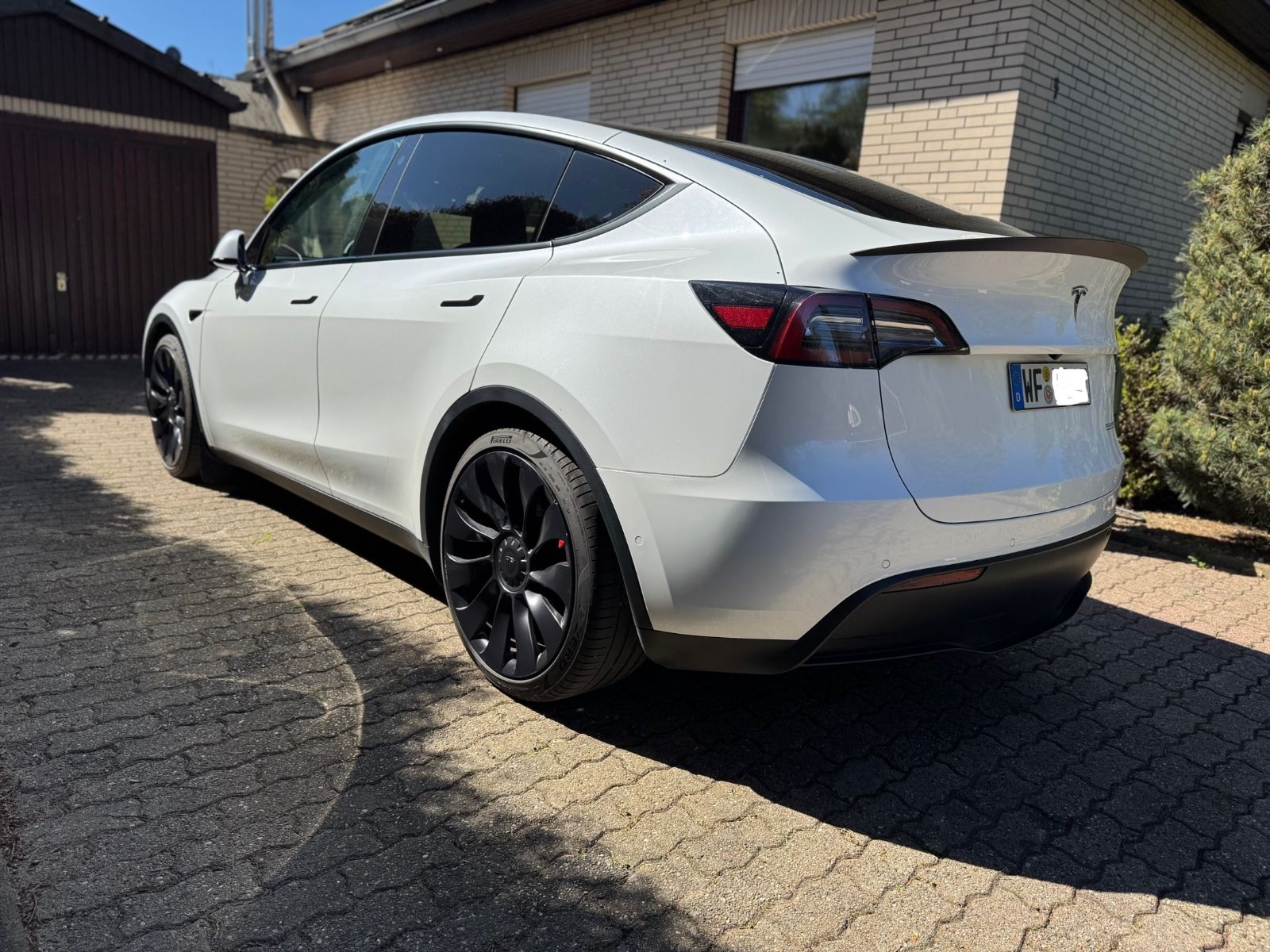 Tesla Model Y Performance AWD Enhanced Autopilot  foto 3
