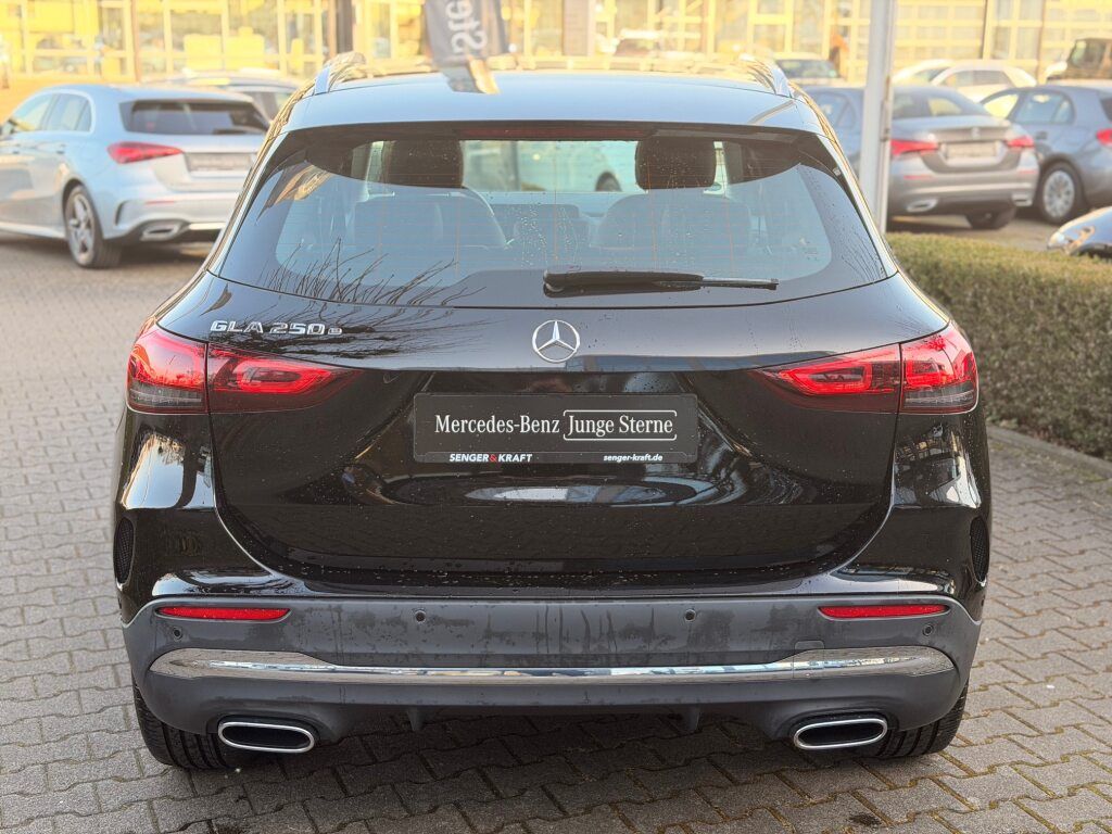 Mercedes-Benz GLA 250 e AMG AHK Kam. KlimaA LED LM PDC ParkAss foto 9