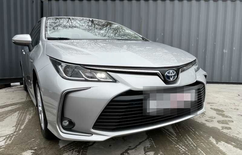 Toyota Corolla 1,8 Hybrid Comfort Limousine foto 3